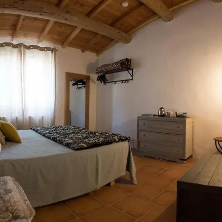 A Gauche Du Pont Maison d'hôtes *